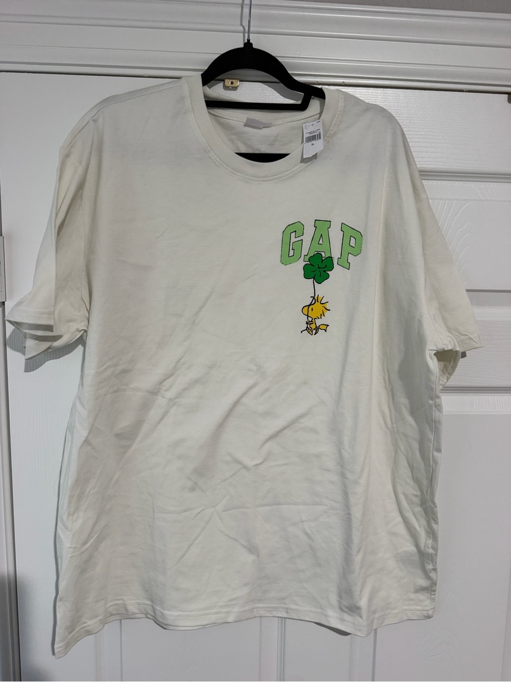 Men’s Peanuts Everyday Soft Relaxed Graphic T-Shirt